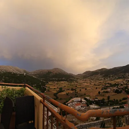 Panorama Askifou Karés