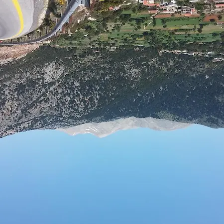 Panorama Askifou アパート